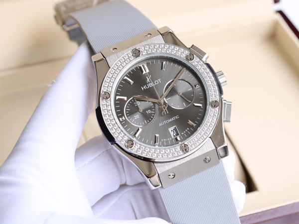 ウブロコピー時計背面デザイン